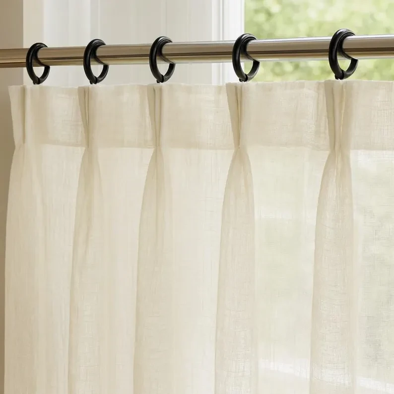 Triple Pinch Pleats